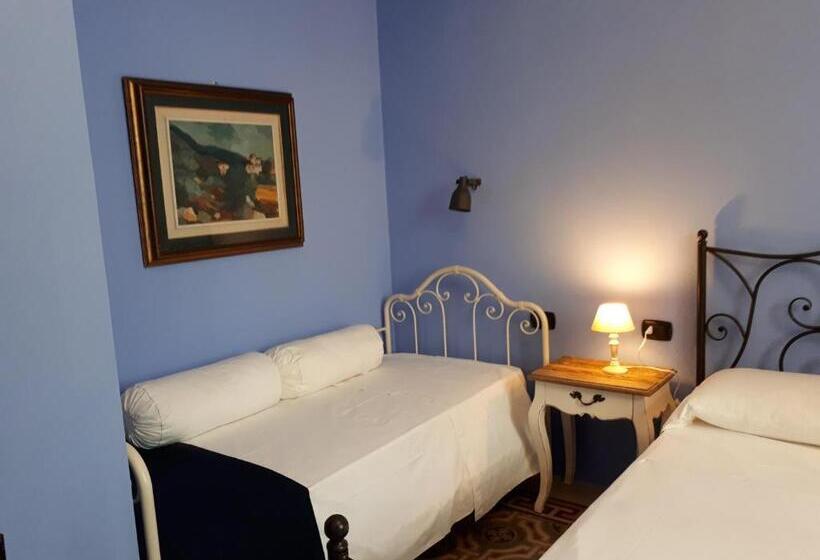 إستوديو قياسى, Sofia Family Suites