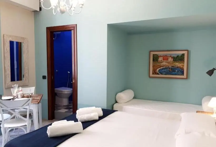 バルコニー付きスタンダードルーム, Sofia Family Suites