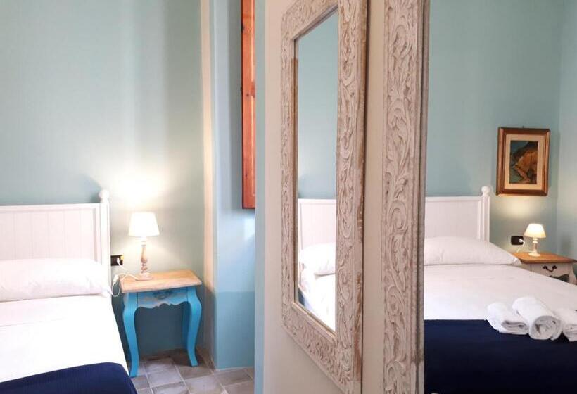 جناح جونيور مزوَّد بشرفة, Sofia Family Suites