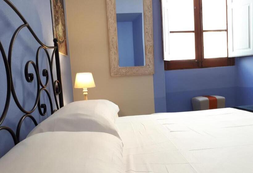 إستوديو قياسى, Sofia Family Suites