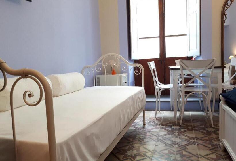 جناح جونيور مزوَّد بشرفة, Sofia Family Suites