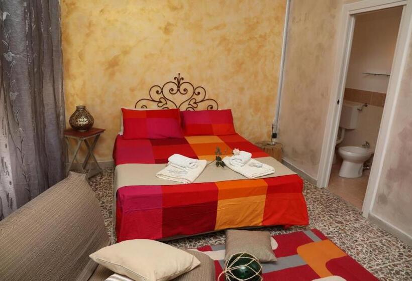 اتاق استاندارد اینتریور, Viale Italia 41: I Migliori Anni