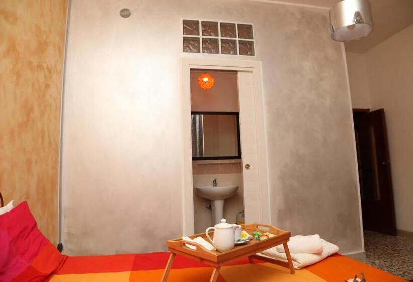 اتاق استاندارد اینتریور, Viale Italia 41: I Migliori Anni