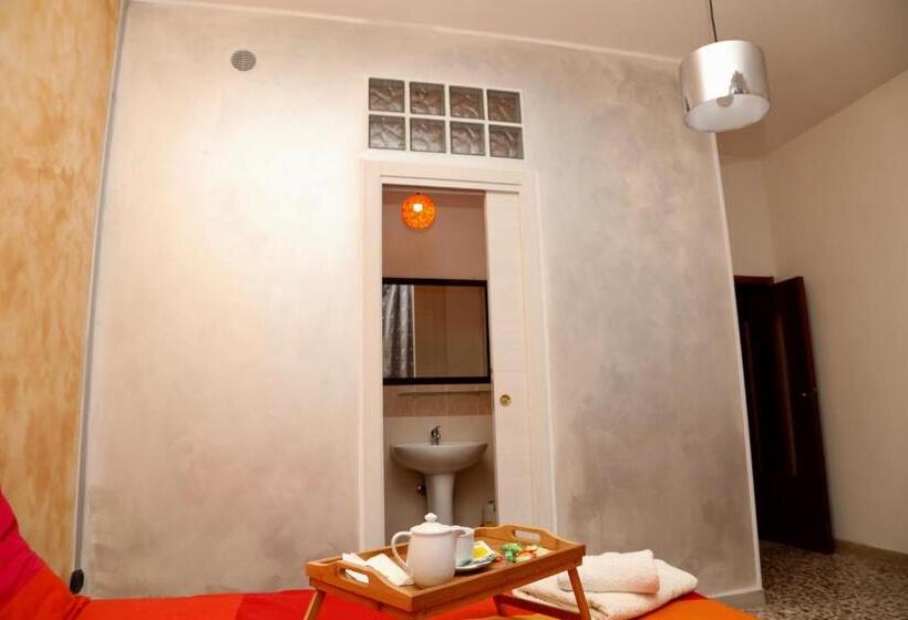 اتاق استاندارد اینتریور, Viale Italia 41: I Migliori Anni