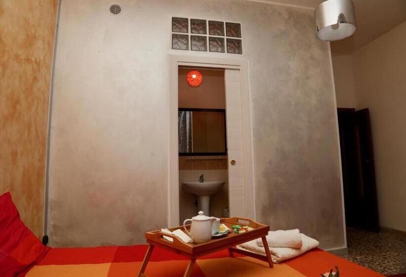 اتاق استاندارد اینتریور, Viale Italia 41: I Migliori Anni