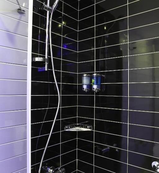 스탠다드 룸 더블 침대, Holiday Inn Express Manisa West, An Ihg