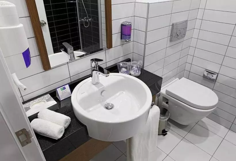 ダブルベッドスタンダードルーム, Holiday Inn Express Manisa West, An Ihg