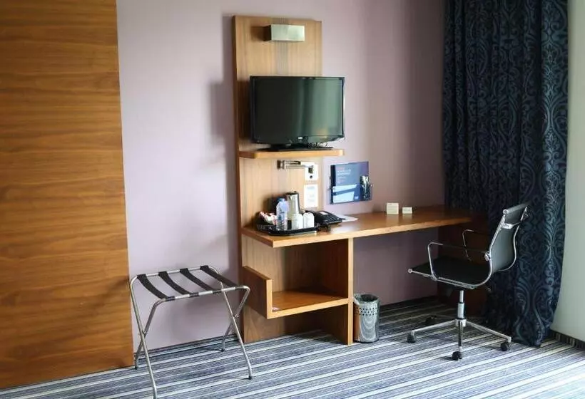 ダブルベッドスタンダードルーム, Holiday Inn Express Manisa West, An Ihg