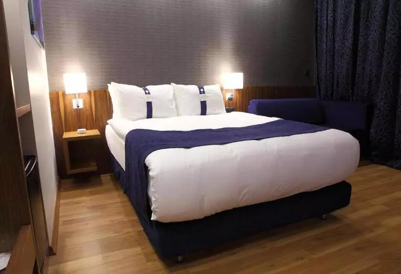 ダブルベッドスタンダードルーム, Holiday Inn Express Manisa West, An Ihg