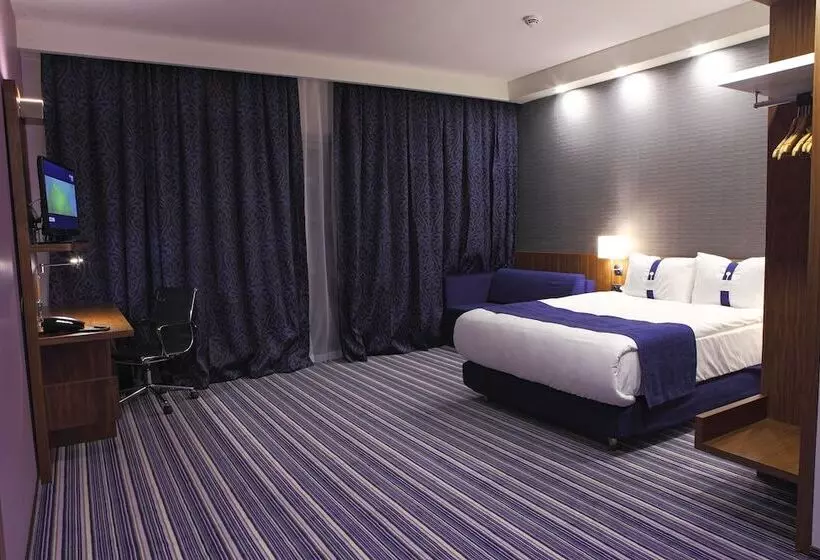 ダブルベッドスタンダードルーム, Holiday Inn Express Manisa West, An Ihg