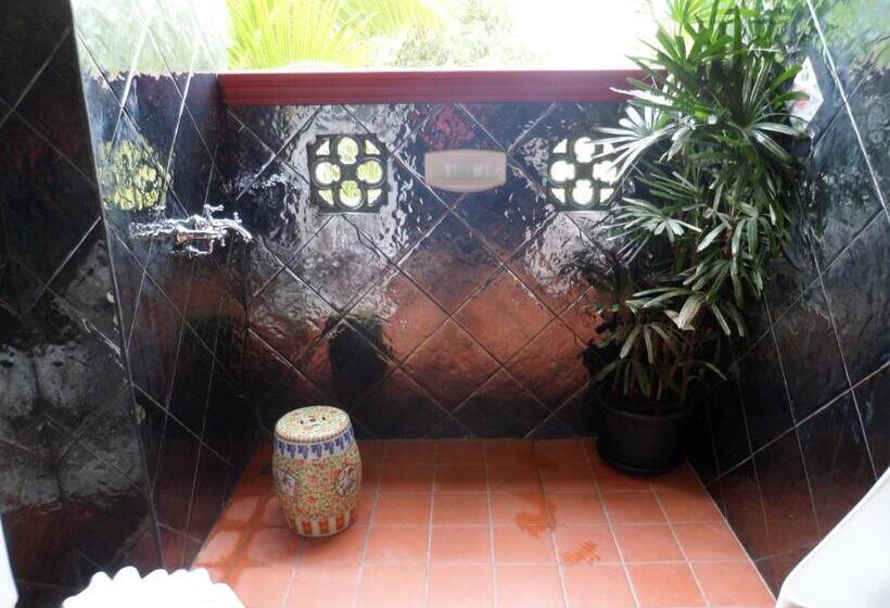 اتاق استاندارد, Khaolak Boutique Hertitage