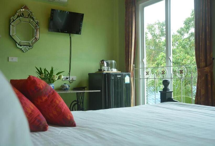 اتاق استاندارد, Khaolak Boutique Hertitage
