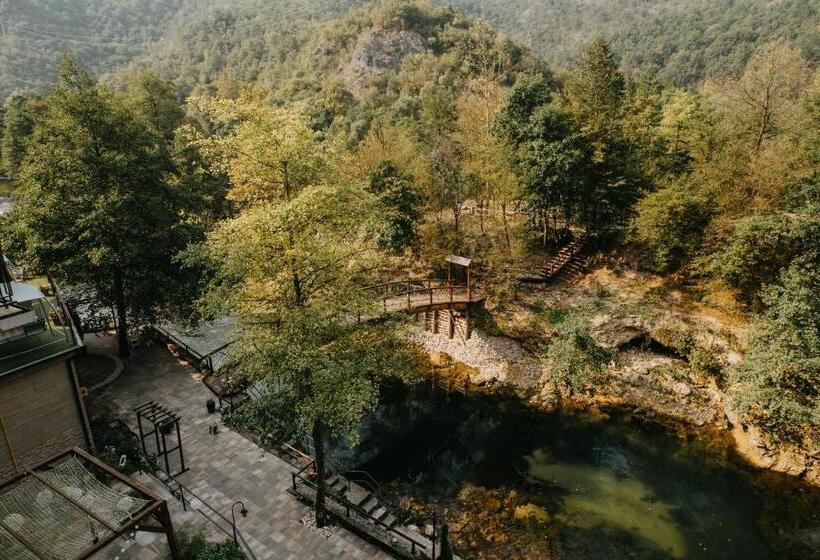 Deluxe room with river view, Kostelski Buk