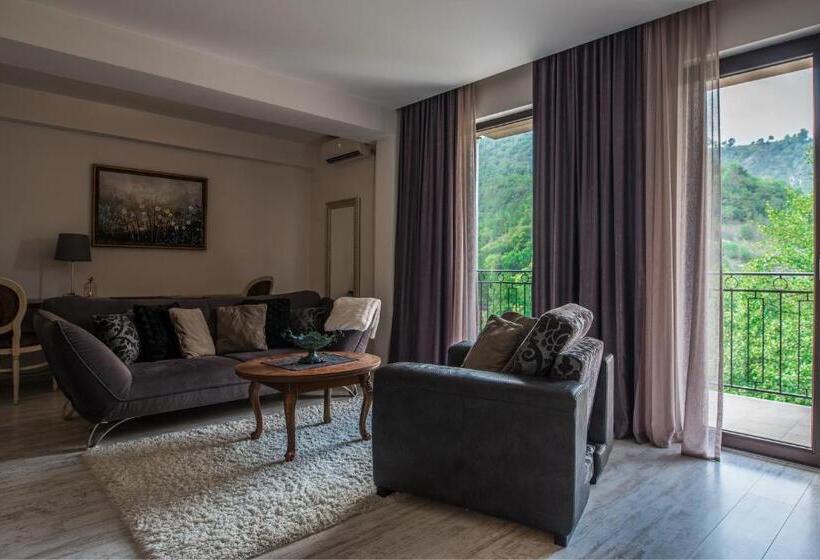 Deluxe room with river view, Kostelski Buk