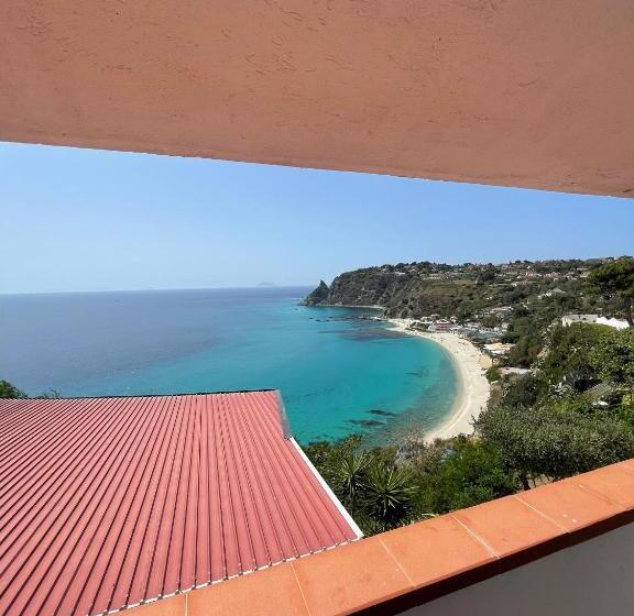 Апартаменты 1 Спальня Вид на Море, Villaggio Calispera