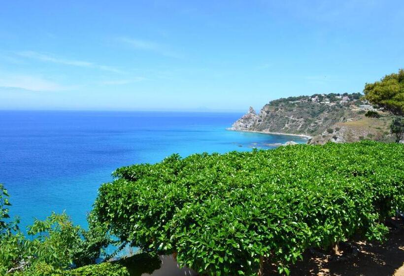 Апартаменты 1 Спальня Вид на Море, Villaggio Calispera