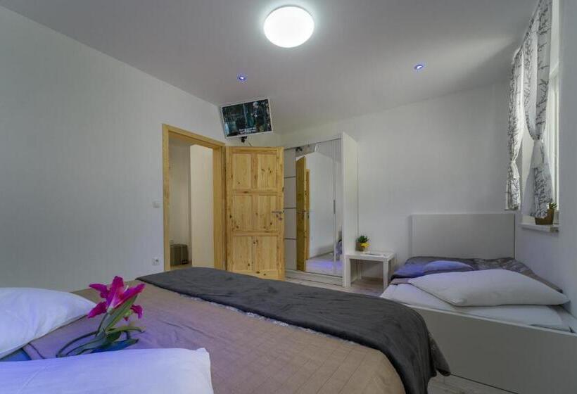 آپارتمان 1 خوابه با چشمانداز, Aparthotel Pr Jakapč