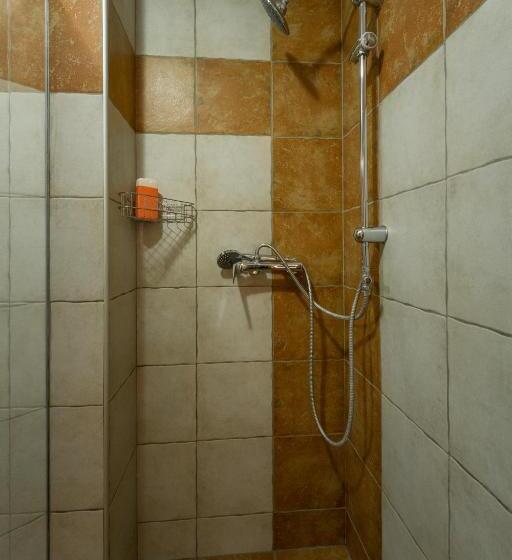 اتاق استاندارد چهارنفره با چشمانداز باغ, Aparthotel Pr Jakapč