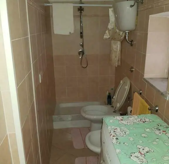 اتاق استاندارد سه نفره, B&b Da Antonella