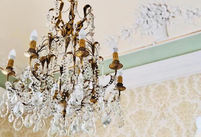 غرفة قياسية, Dimora Umberto