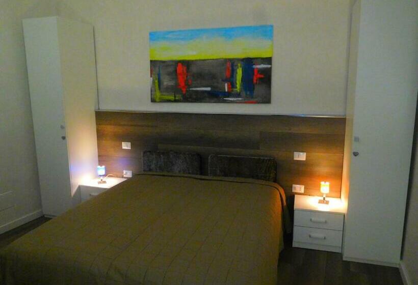 家庭间, Il Paradiso A Claustro Inferno