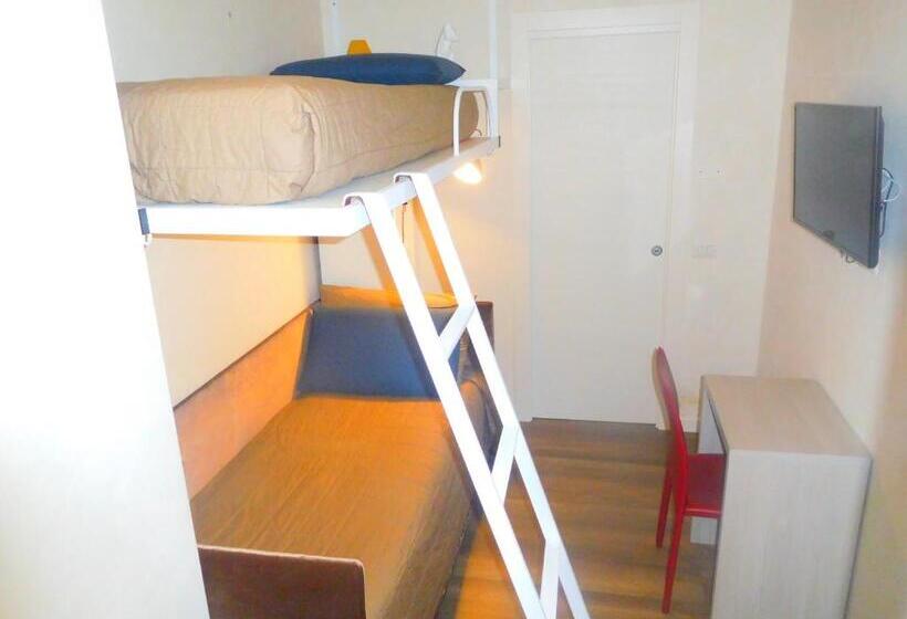 标准间, Il Paradiso A Claustro Inferno