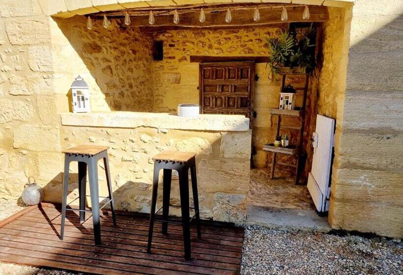 اتاق سوپریور, Le Clos De La Canéda