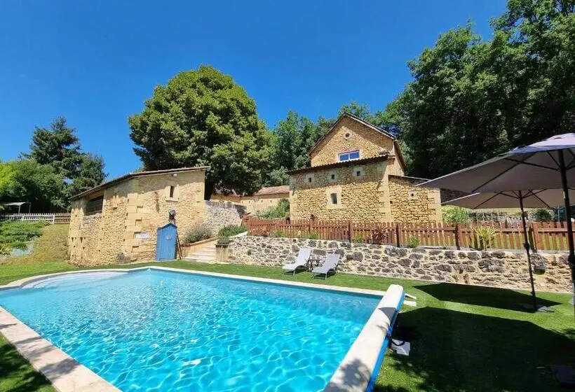 ファミリールーム, Le Clos De La Canéda