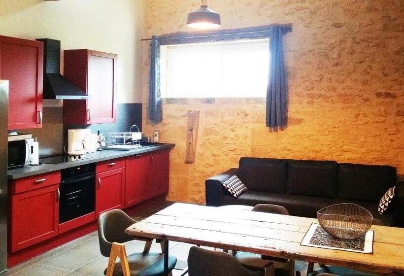 سوییت خانوادگی, Le Clos De La Canéda