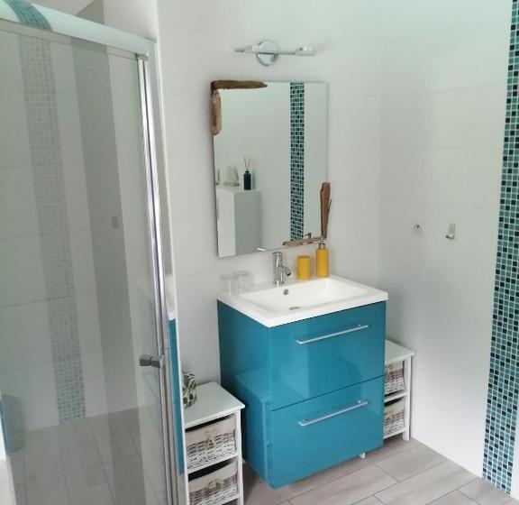 غرفة قياسية مطلّة علي حمام السباحة, Les Rives Du Bassin