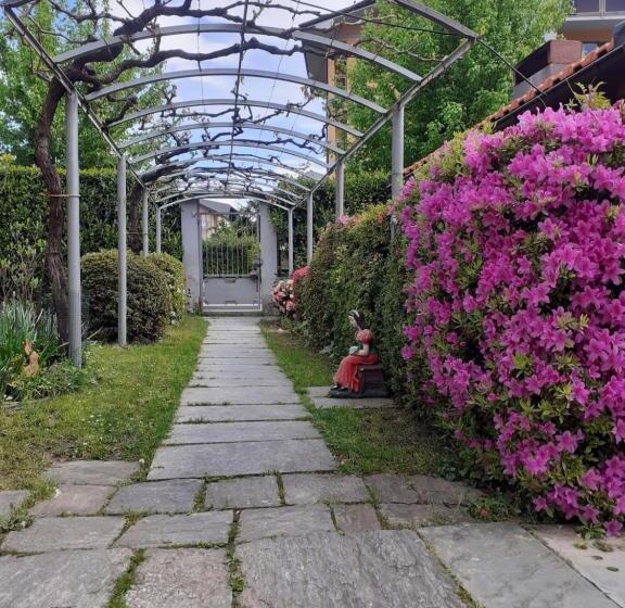 Номер Стандарт с Балконом, Bed And Breakfast Ossola