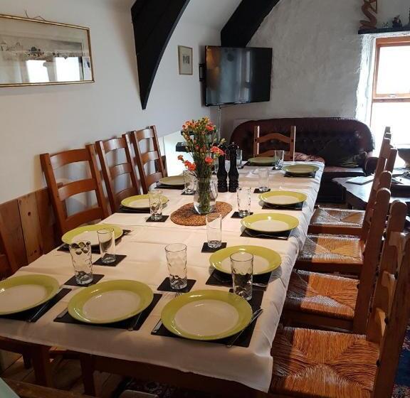 기본룸, James John Hamilton House And Backpacker Hostel