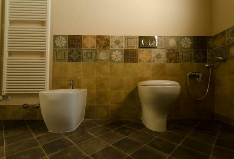 سرير فى غرفة مشتركه, Ostello San Miniato