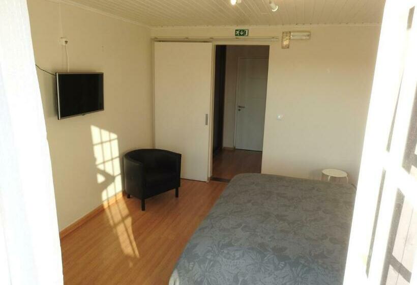 سوییت با چشمانداز باغ, Lisbon Belém Guesthouse