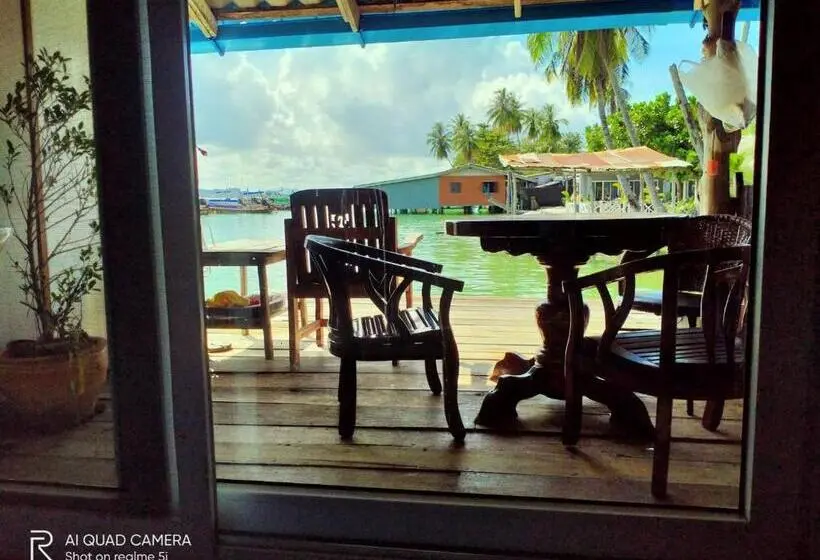 景色の見えるスタンダード４人部屋, Seaside Home