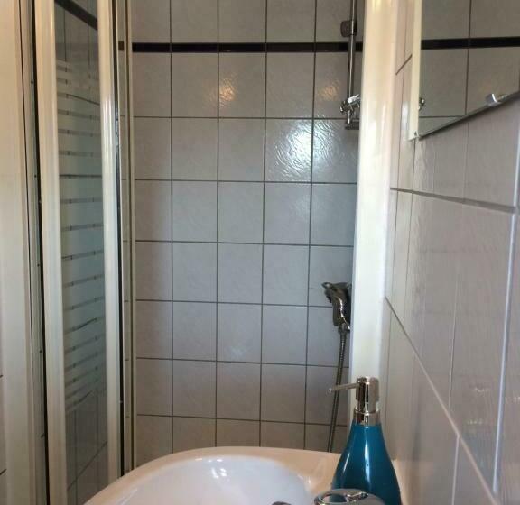 Семейный Номер, Zirndorf Gästehaus