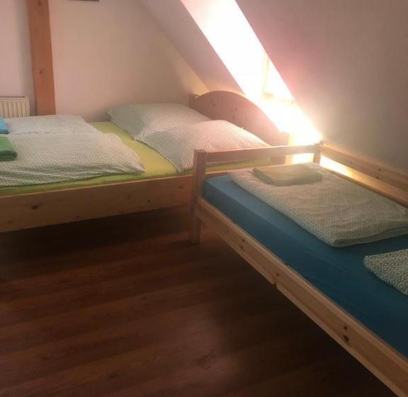 Номер Стандарт, Zirndorf Gästehaus