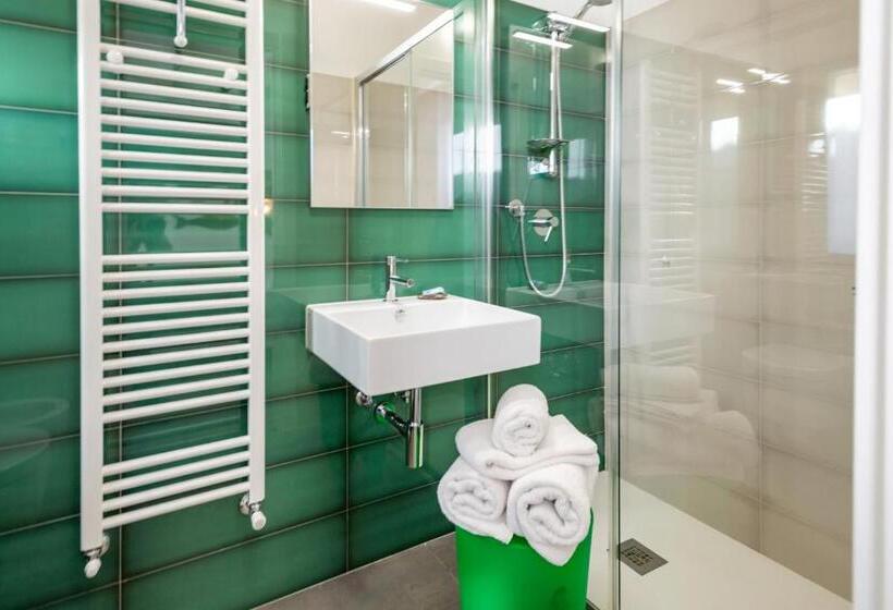 Номер Стандарт, Umémà B&b