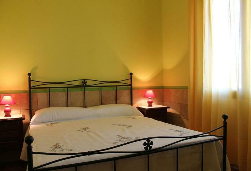 Семейный Номер Вид на Сад, B&b Elda Salento