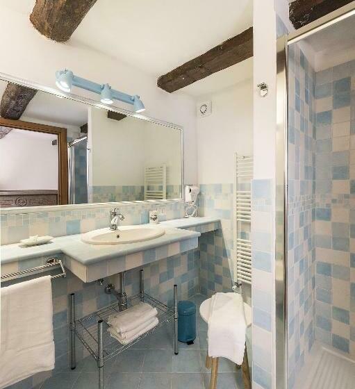 غرفة قياسية ثلاثية, B&b I Tre Camini