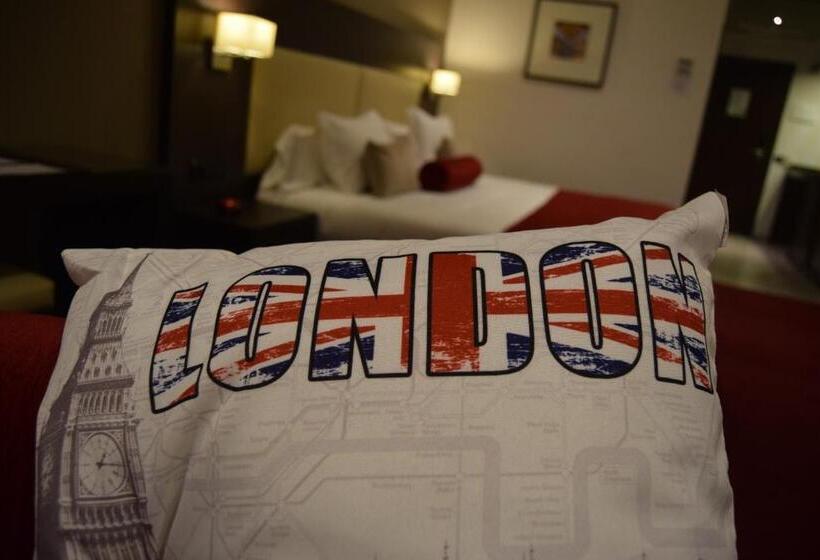 سوییت لوکس, Hôtel Tamuda Beach