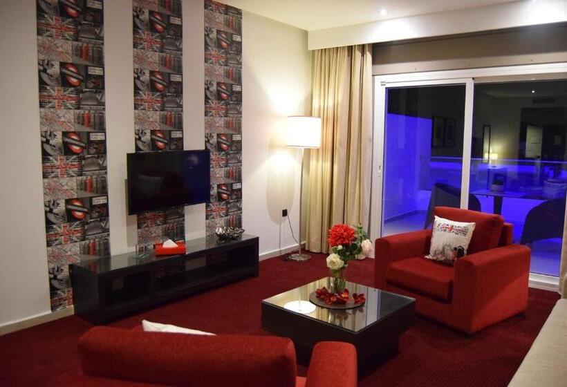 سوییت لوکس, Hôtel Tamuda Beach