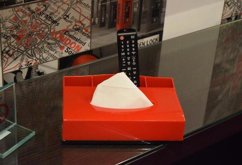 سوییت لوکس, Hôtel Tamuda Beach