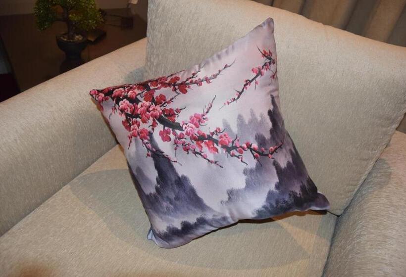 سوییت جونیور لوکس, Hôtel Tamuda Beach