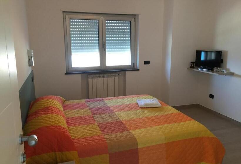 شقة غرفتين, Appartamento Pettinato