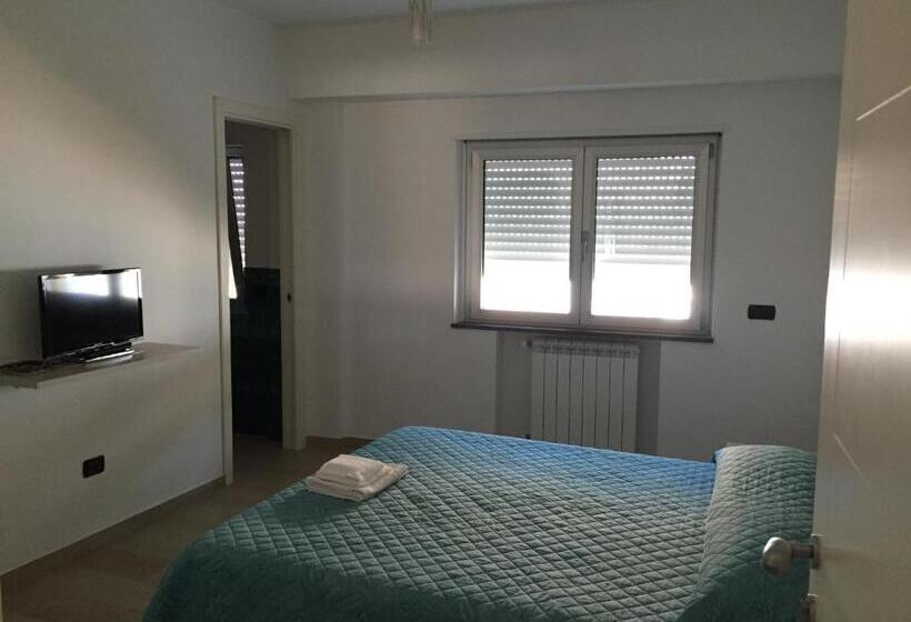 شقة غرفتين, Appartamento Pettinato