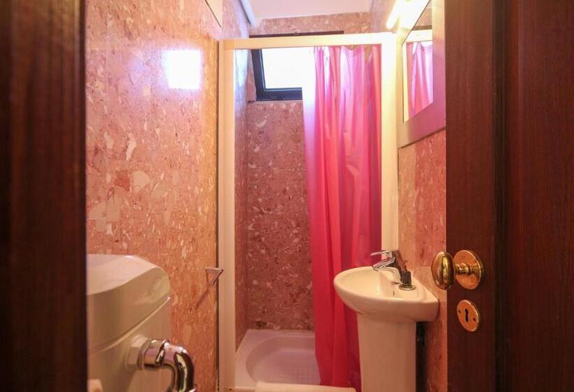 اتاق استاندارد, Celas Dream Studio