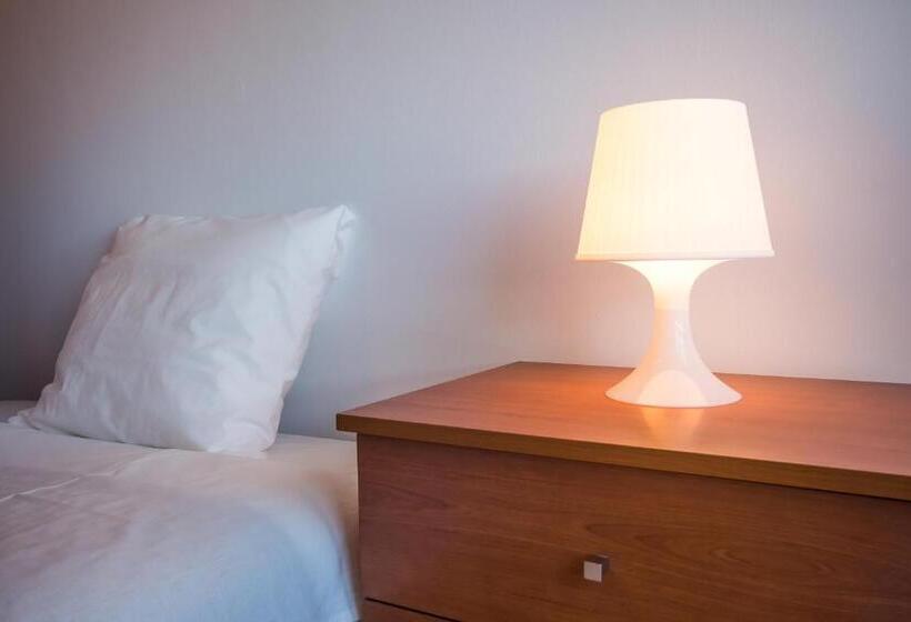 اتاق استاندارد یک نفره, Celas Dream Studio