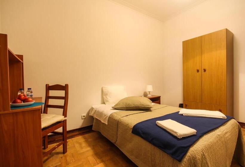 اتاق استاندارد یک نفره, Celas Dream Studio