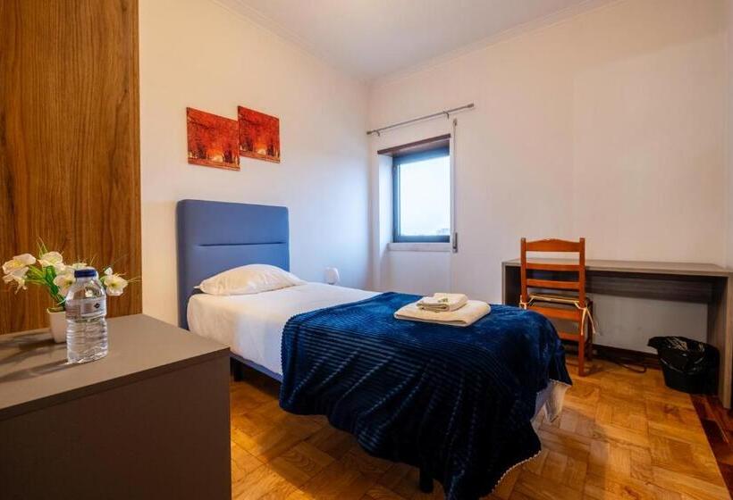 اتاق استاندارد یک نفره, Celas Dream Studio